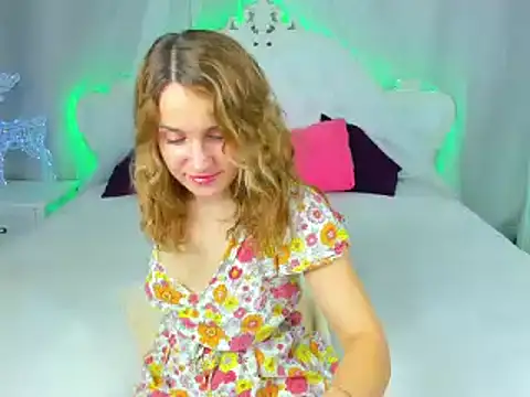 Milka Blond online show from 25, 1, 2025