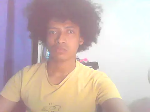 Snapshot of Leunamt chatting on 2, 4, 2026 Leunamt online show from 2, 4, 2026