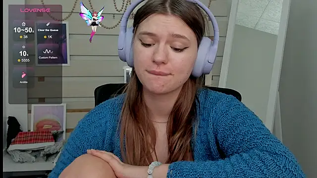 Josephine Kiss online show from 15, 3, 2025