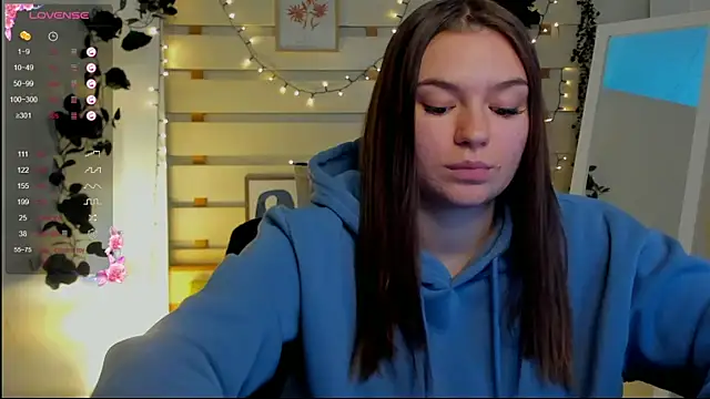 Josephine Kiss online show from 26, 2, 2026