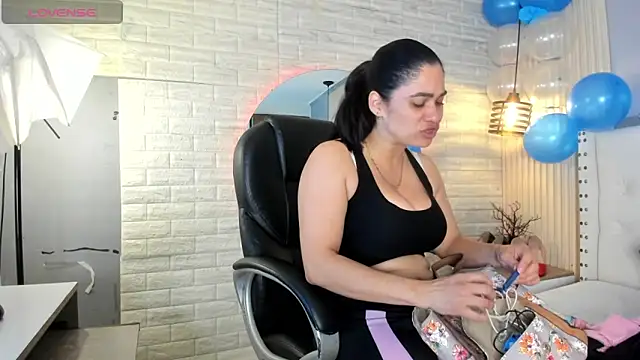 Snapshot of sussy__stone chatting on 19, 6, 2026 sussy stone online show from 19, 6, 2026