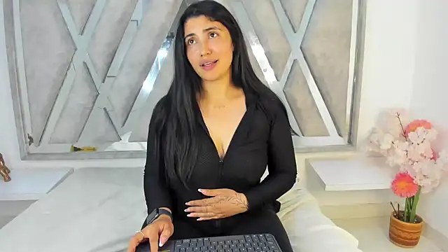 Snapshot of Danna_777_ chatting on 18, 2, 2025 Danna 777 online show from 18, 2, 2025