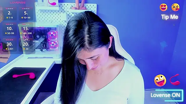 Danna 777  online show from 13, 11, 2025