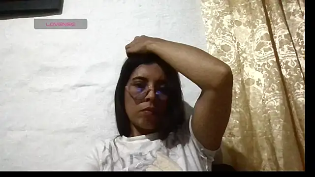 stefany sexxx online show from 7, 3, 2026