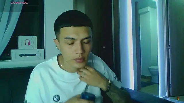 Tifanny Sweett online show from 10, 1, 2026