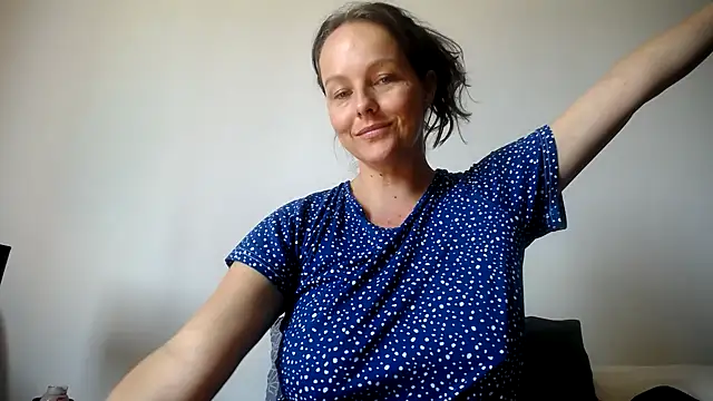 Snapshot of Kinky_Lyrical chatting on 6, 3, 2025 Kinky Lyrical online show from 6, 3, 2025