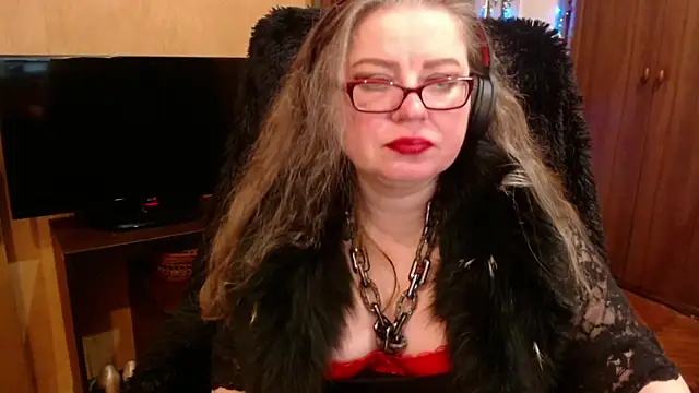 Miss Tress online show from 27, 12, 2024