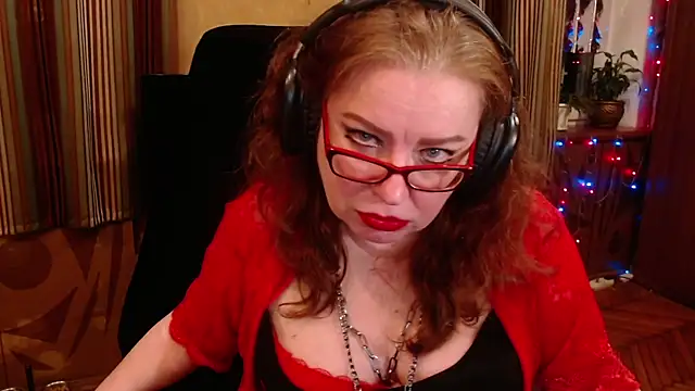 Miss Tress online show from 8, 10, 2025