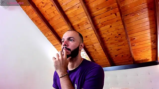 Tom Bailey online show from 23, 10, 2025