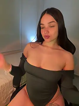 Snapshot of MisFrekcles_ chatting on 21, 3, 2025 MisFrekcles online show from 21, 3, 2025