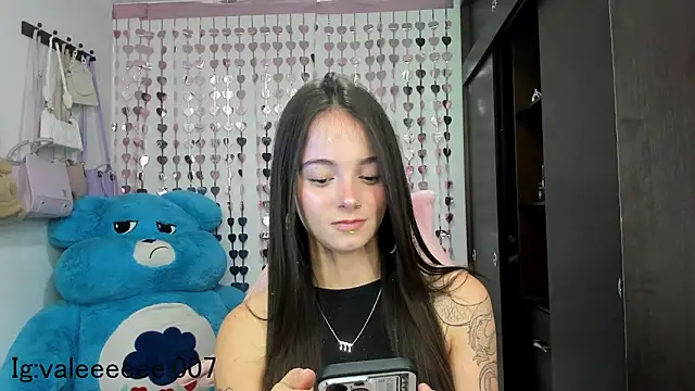 Snapshot of lucyy_tay chatting on 7, 12, 2024 lucyy tay online show from 7, 12, 2024