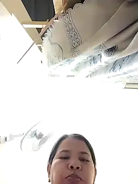 Snapshot of Lanyingxin18 chatting on 13, 2, 2025 Lanyingxin18 online show from 13, 2, 2025