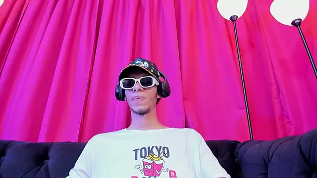 TomyMosterCock online show from 18, 1, 2025