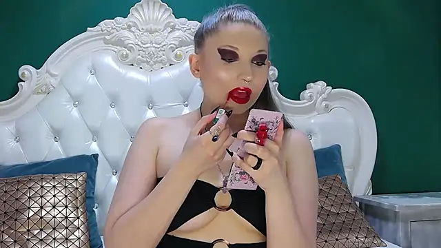 ArielBurn online show from 9, 9, 2025