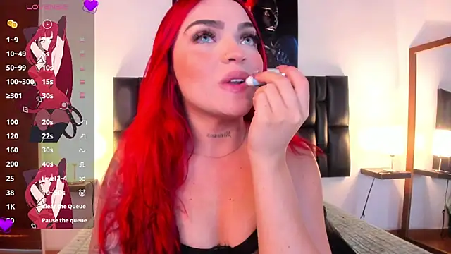 Snapshot of NicoleRouss chatting on 23, 1, 2025 NicoleRouss online show from 23, 1, 2025