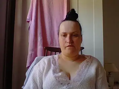  squirty cum lady  online show from 9, 3, 2025