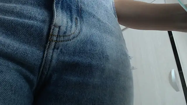 Amelia Debora Antonella online show from 8, 11, 2025