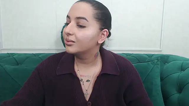 Snapshot of BustyAllyy chatting on 8, 4, 2026 BustyAllyy online show from 8, 4, 2026