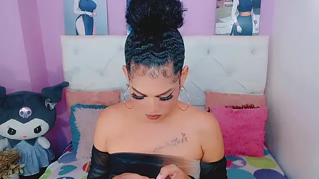 Snapshot of Amanda_bigx chatting on 23, 4, 2026 Amanda bigx online show from 23, 4, 2026