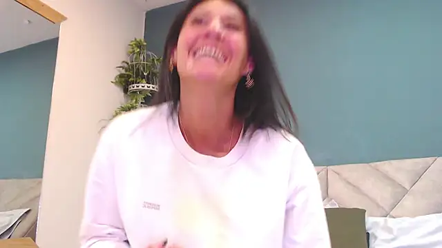 SharisWillian online show from 2, 2, 2026