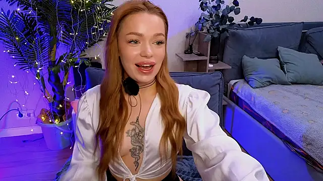 Snapshot of Lily_Yin chatting on 1, 1, 2025 Lily Yin online show from 1, 1, 2025