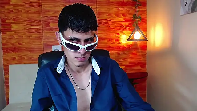 Bastiaan 28 online show from 10, 2, 2025