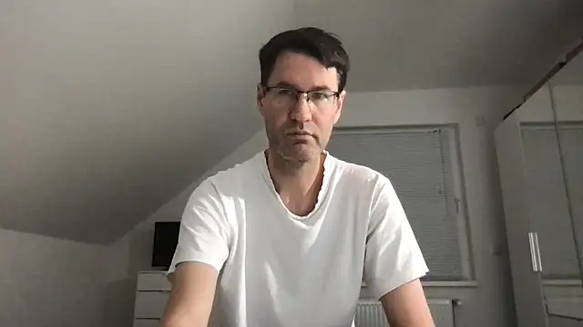 zxzx cam1 online show from 19, 1, 2025