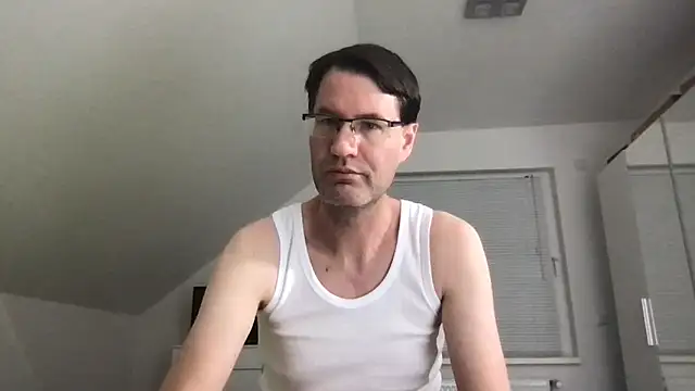 zxzx cam1 online show from 9, 3, 2025