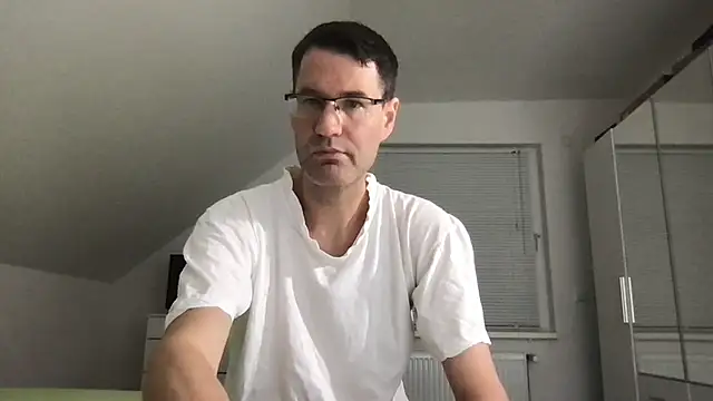 zxzx cam1 online show from 1, 11, 2025