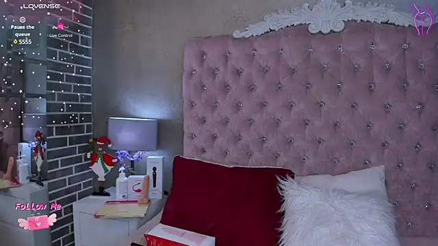 AdelaineBest online show from 9, 1, 2025