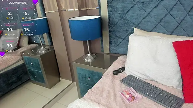 AdelaineBest online show from 8, 2, 2025