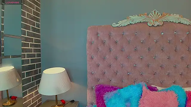 AdelaineBest online show from 19, 9, 2025