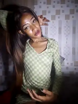 Snapshot of GoddessVee chatting on 24, 5, 2026 GoddessVee online show from 24, 5, 2026