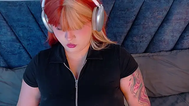 Karmilla Rosse online show from 18, 4, 2026