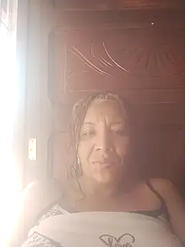 Snapshot of Surreyaa chatting on 3, 3, 2026 Surreyaa online show from 3, 3, 2026