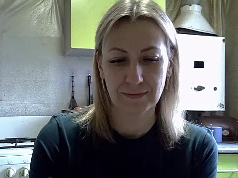 Snapshot of AshleyXHoney chatting on 23, 10, 2025 AshleyXHoney online show from 23, 10, 2025