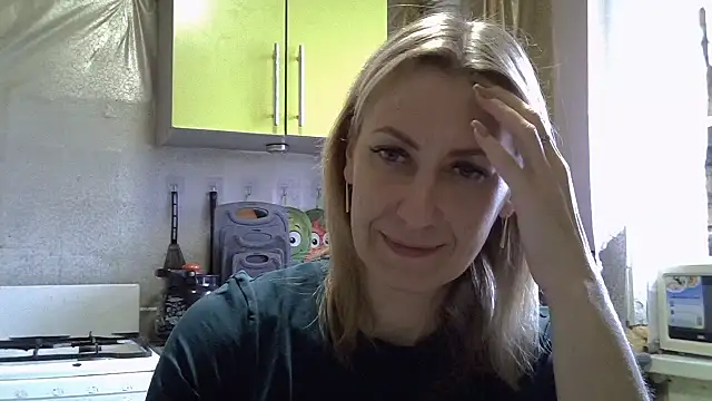 Snapshot of AshleyXHoney chatting on 30, 10, 2025 AshleyXHoney online show from 30, 10, 2025