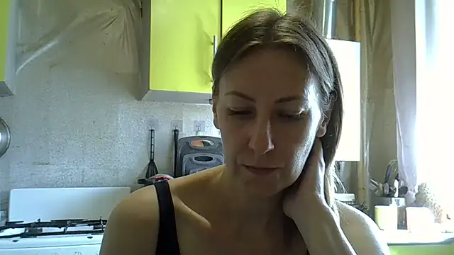 AshleyXHoney online show from 8, 6, 2026