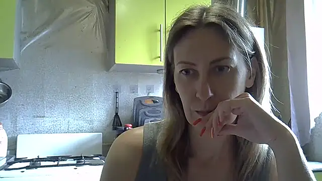 AshleyXHoney online show from 18, 6, 2026