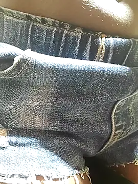 Snapshot of julietunderwoood chatting on 1, 12, 2025 julietunderwoood online show from 1, 12, 2025