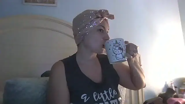 MilfyMrsRobinson online show from 15, 7, 2026