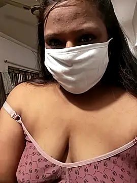 Snapshot of Love_Jenny chatting on 28, 10, 2025 Love Jenny online show from 28, 10, 2025