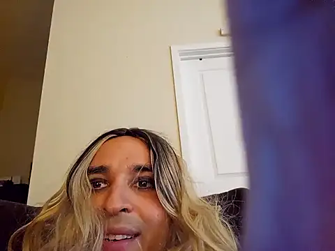 Snapshot of Imbound4u chatting on 1, 10, 2025 Imbound4u online show from 1, 10, 2025