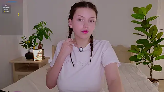 Snapshot of pusichka chatting on 5, 12, 2025 pusichka online show from 5, 12, 2025