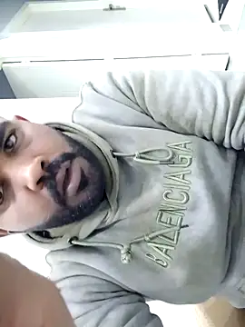 ListedLoin online show from 4, 3, 2025