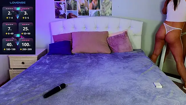 Snapshot of JessicaCartier chatting on 13, 1, 2025 JessicaCartier online show from 13, 1, 2025