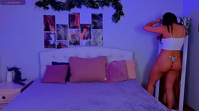 Snapshot of JessicaCartier chatting on 6, 3, 2025 JessicaCartier online show from 6, 3, 2025