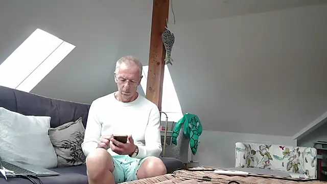 maxmueller321 online show from 29, 3, 2026