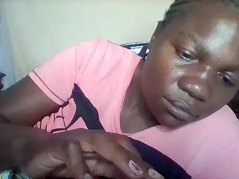 Snapshot of missarpie chatting on 7, 10, 2025 missarpie online show from 7, 10, 2025