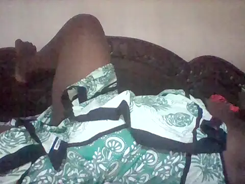 Snapshot of missarpie chatting on 16, 11, 2025 missarpie online show from 16, 11, 2025